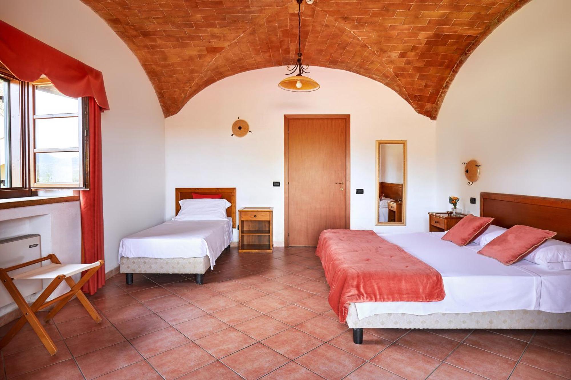 Relais Belvedere بمونتيكاتيني فال دي سيسينا المظهر الخارجي الصورة